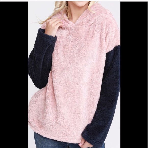 1 left❤️pink navy hooded sherpa sweatshirt - Picture 6 of 7
